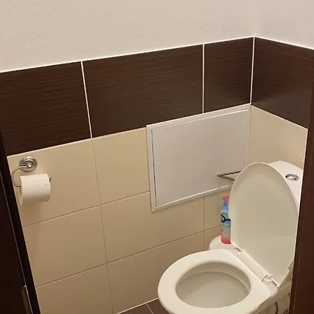 Apartmán 2-room Near Xbionic-sphere And Bratislava With Free Parking